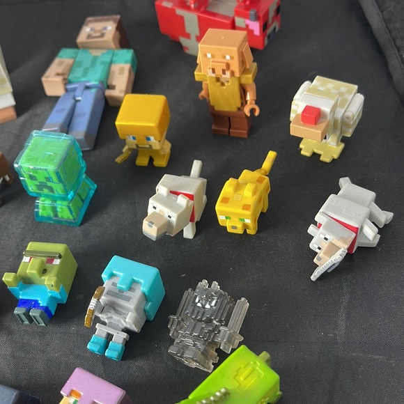 Minecraft mystery box figures mixed lot mini figures - Picture 4 of 8